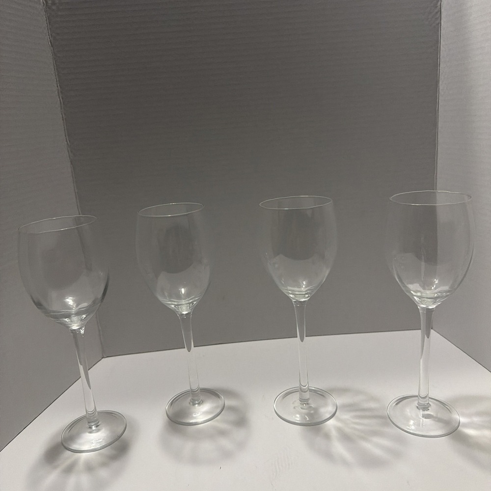 Set of 4 Elegant Clear Glass White Wine Glasses Long Stemmed Tapered Bowl